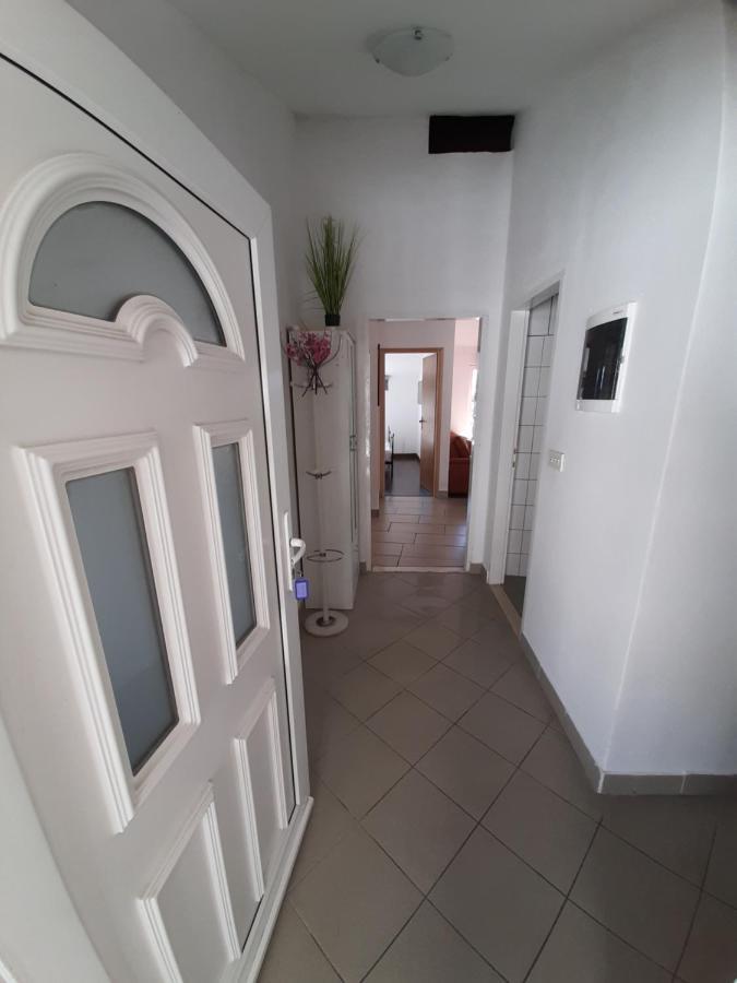 Apartman Franka 크리크베니카 외부 사진