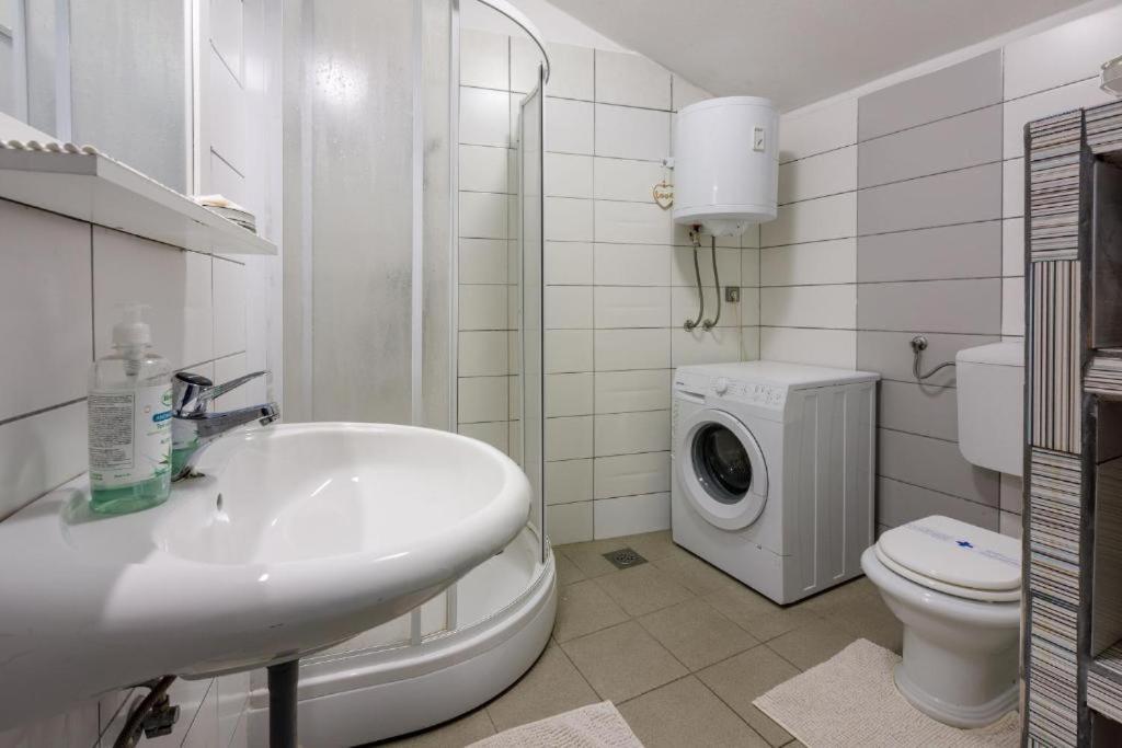 Apartman Franka 크리크베니카 외부 사진